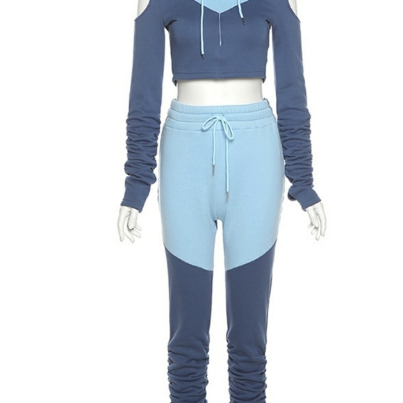 Color Block Hooded Sweat Crop Top - Picture 6 of 7